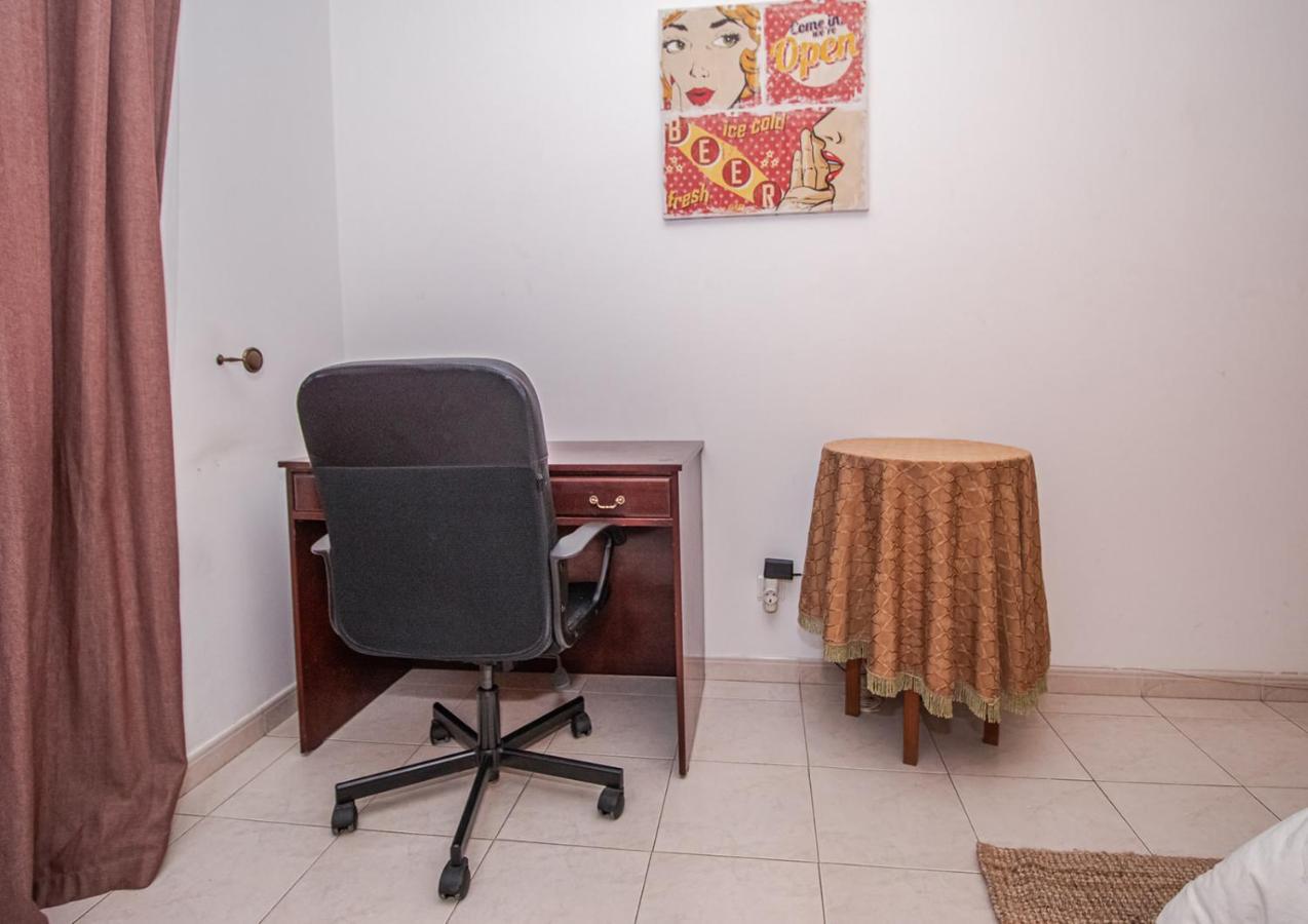 Charming Private Rooms In An Apartment A2 Penha - Faro Ngoại thất bức ảnh